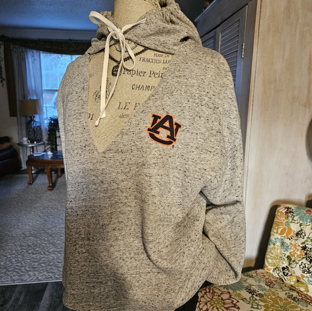 NWOT Victoria Secret Pink Auburn Hoodie Gray Sz Medium